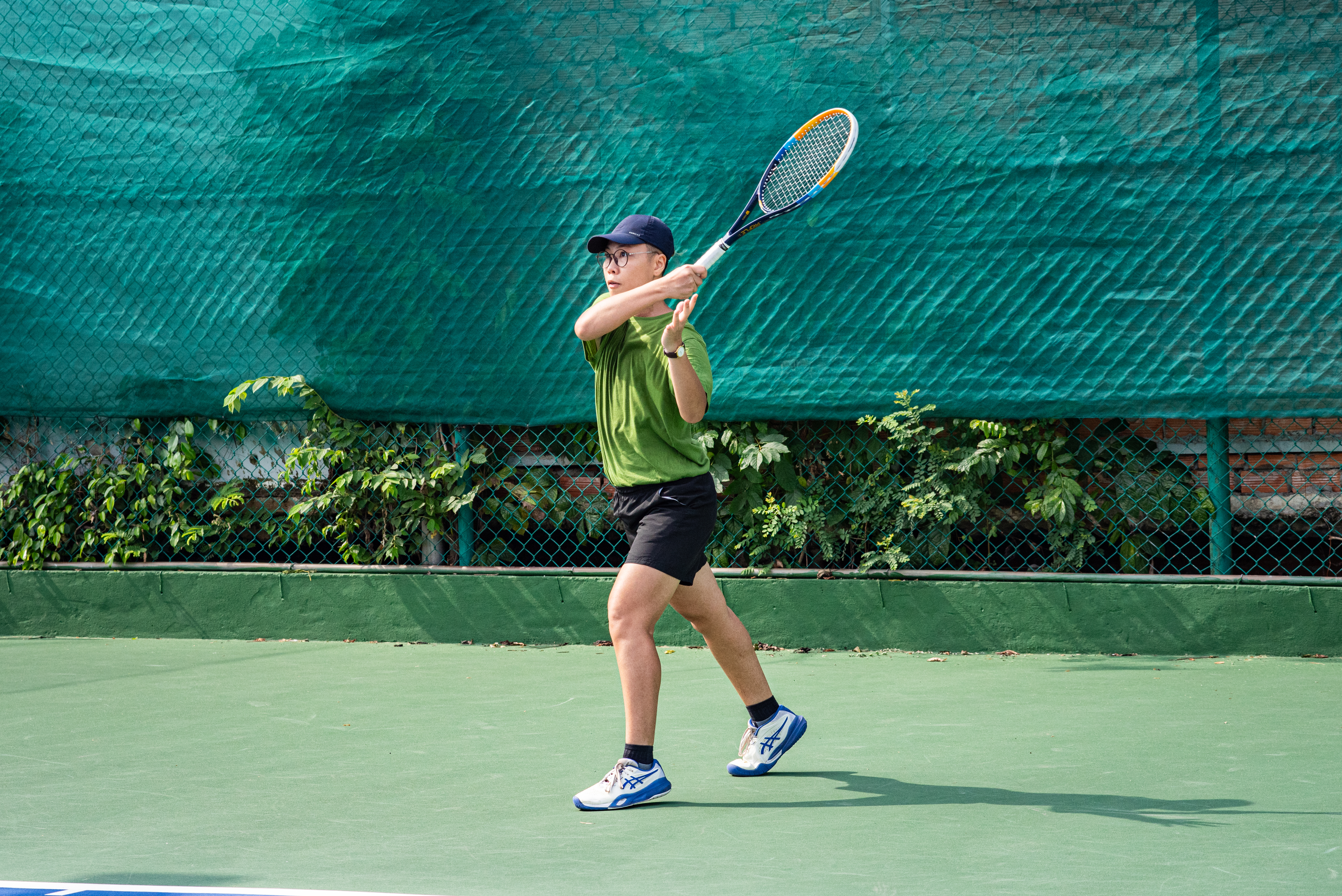 Forehand follow through